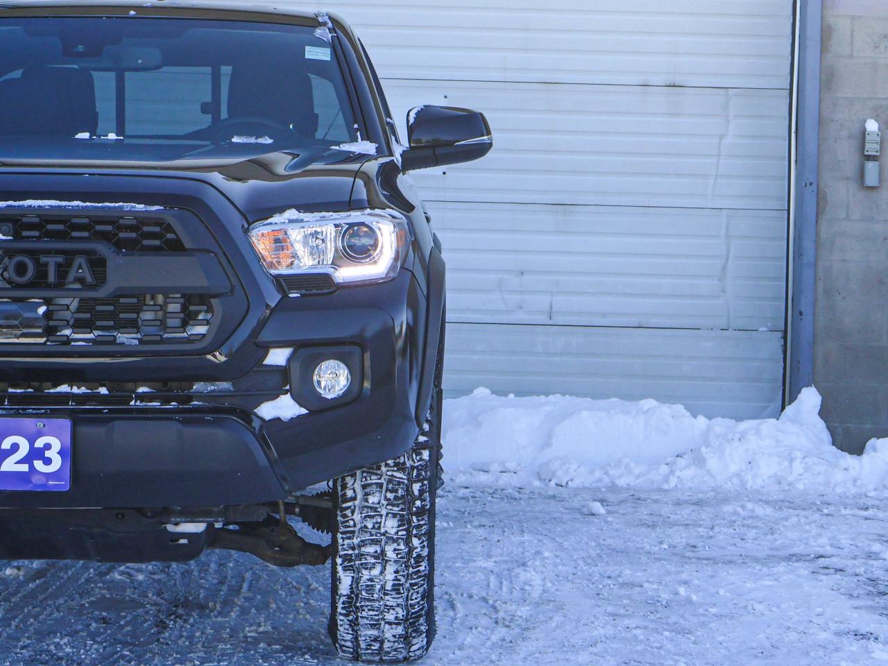 2023 Toyota Tacoma 4WD ACCESS AT Photo