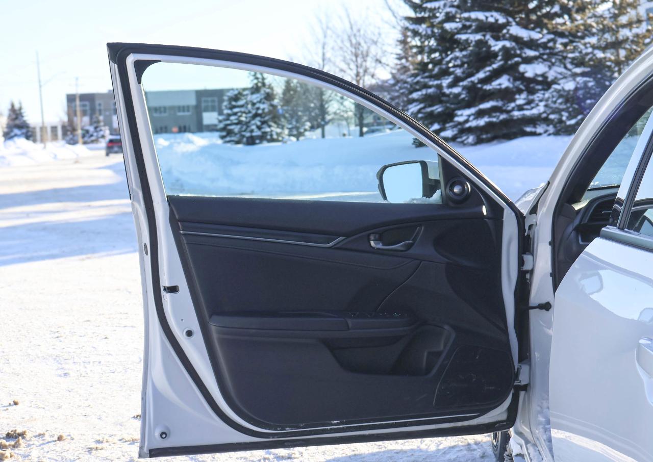 2020 Honda Civic Hatchback SPORT TOURING Photo