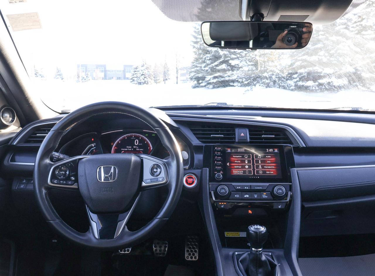 2020 Honda Civic Hatchback SPORT TOURING Photo