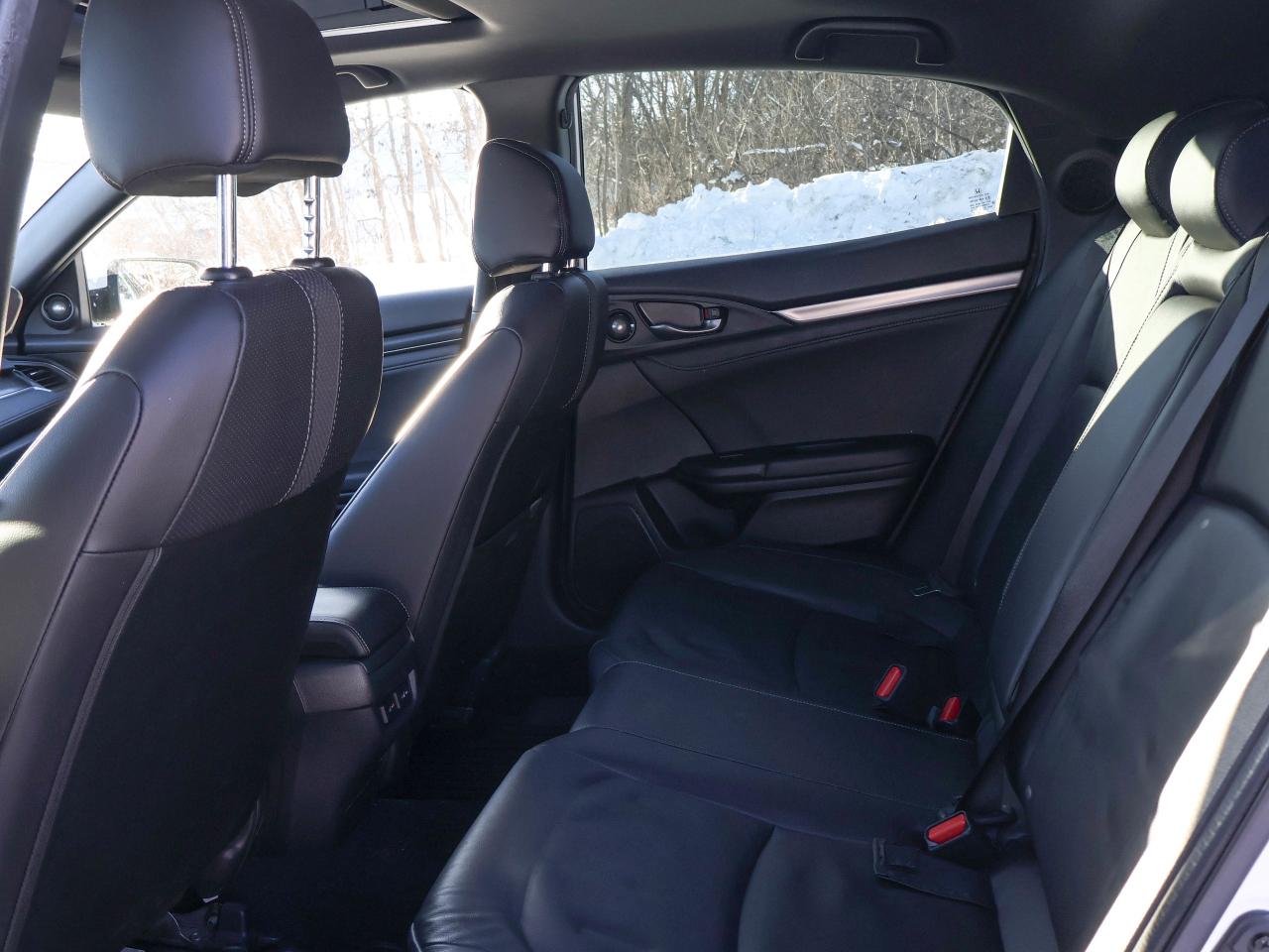 2020 Honda Civic Hatchback SPORT TOURING Photo