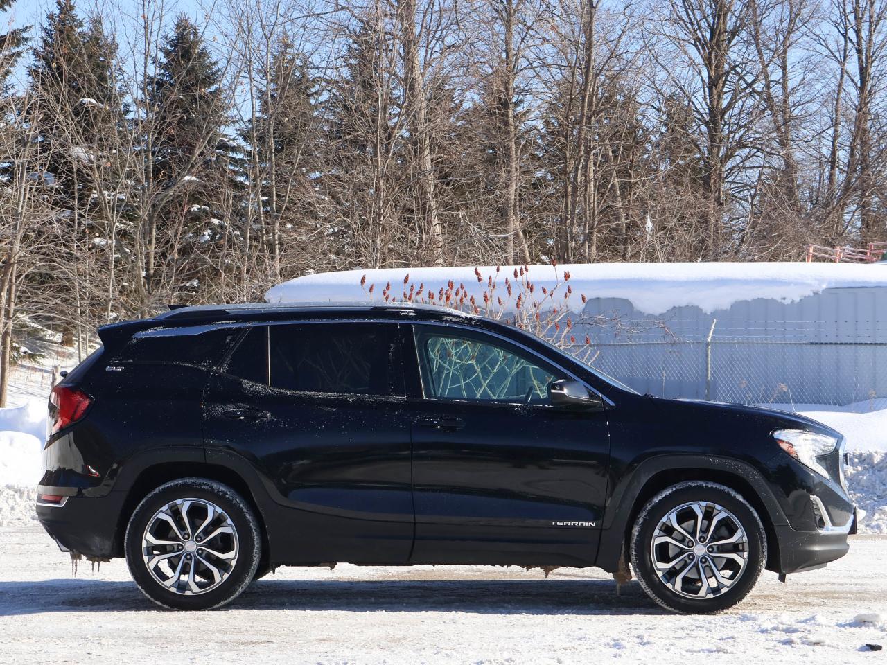 2018 GMC Terrain SLT Photo2