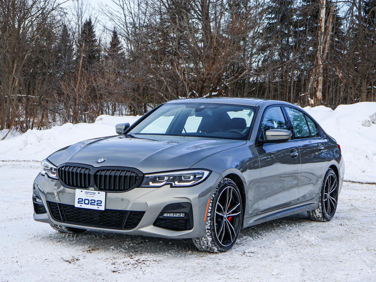 2022 BMW 3 Series 330i xDrive Photo