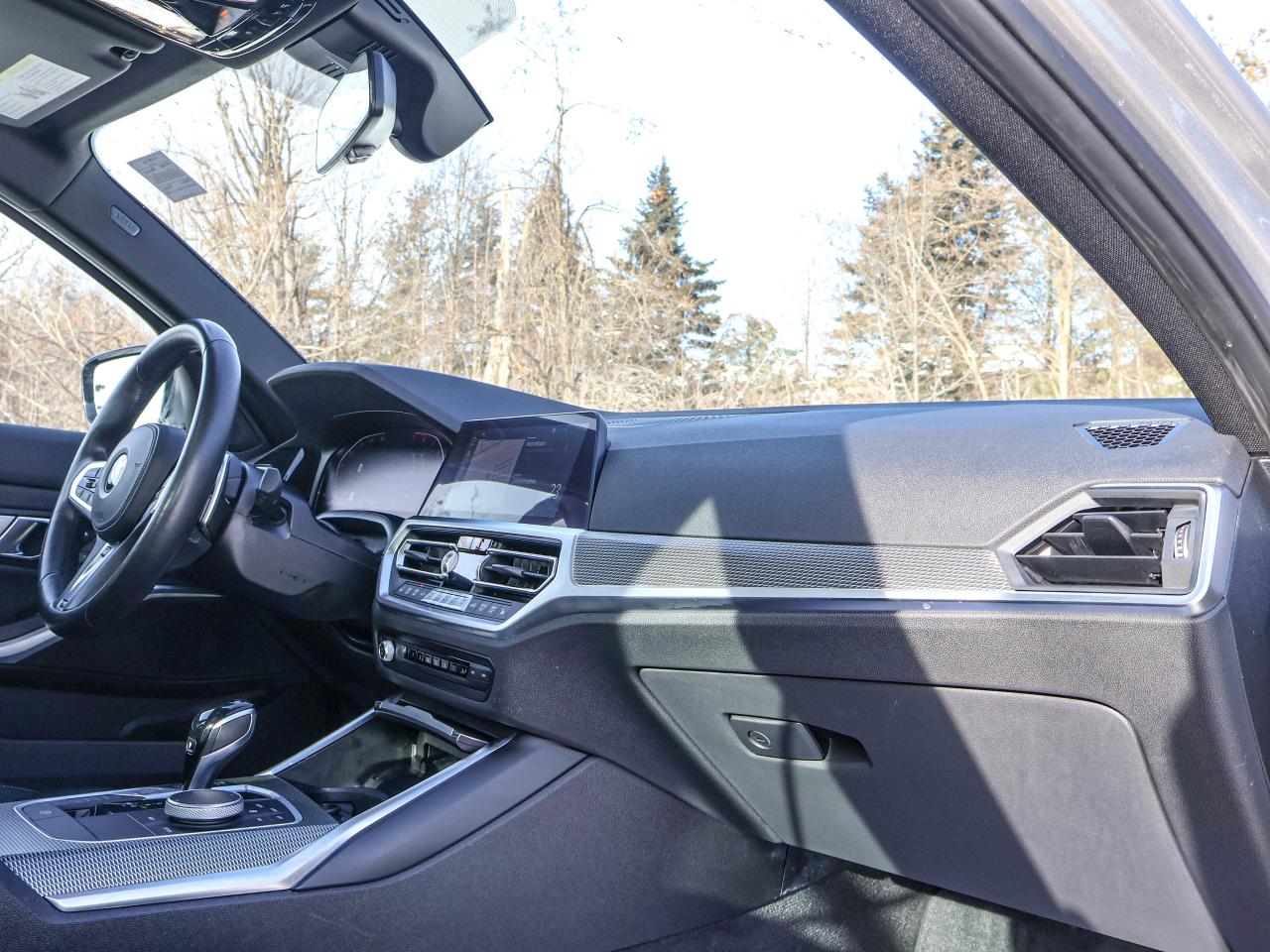 2022 BMW 3 Series 330i xDrive Photo