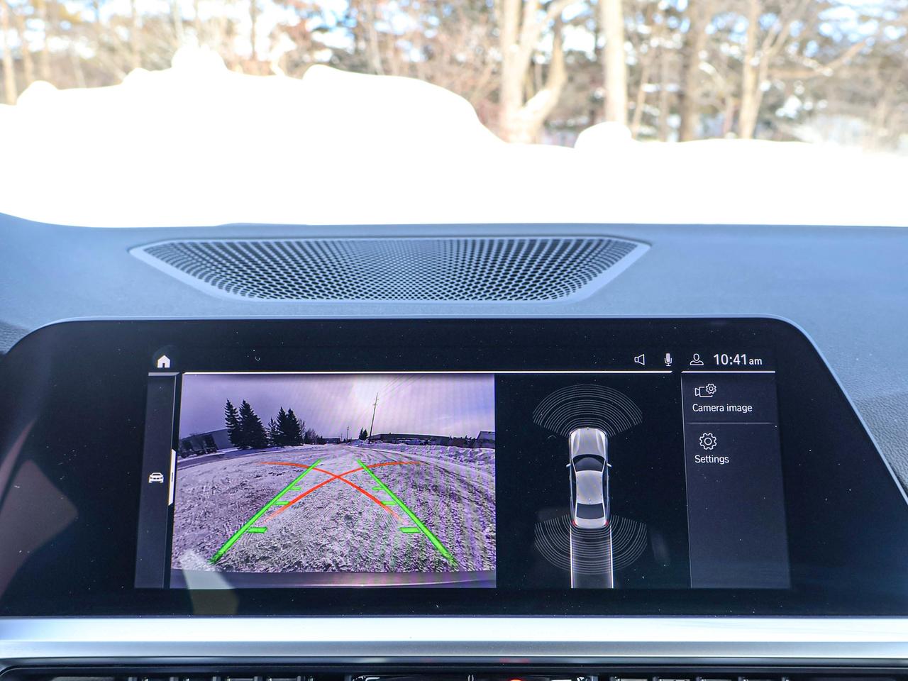 2022 BMW 3 Series 330i xDrive Photo