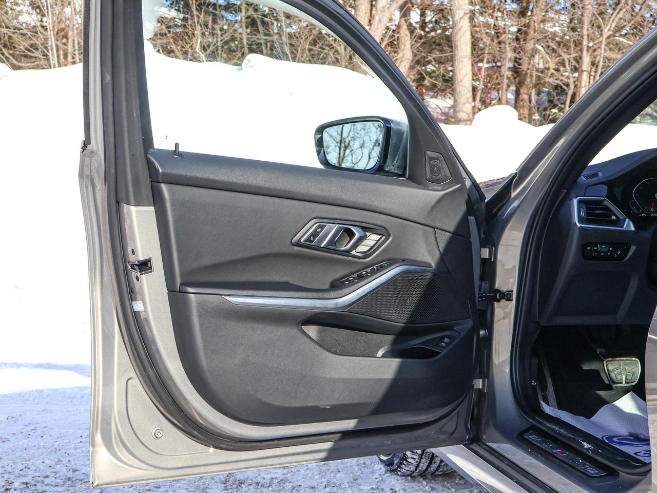 2022 BMW 3 Series 330i xDrive Photo