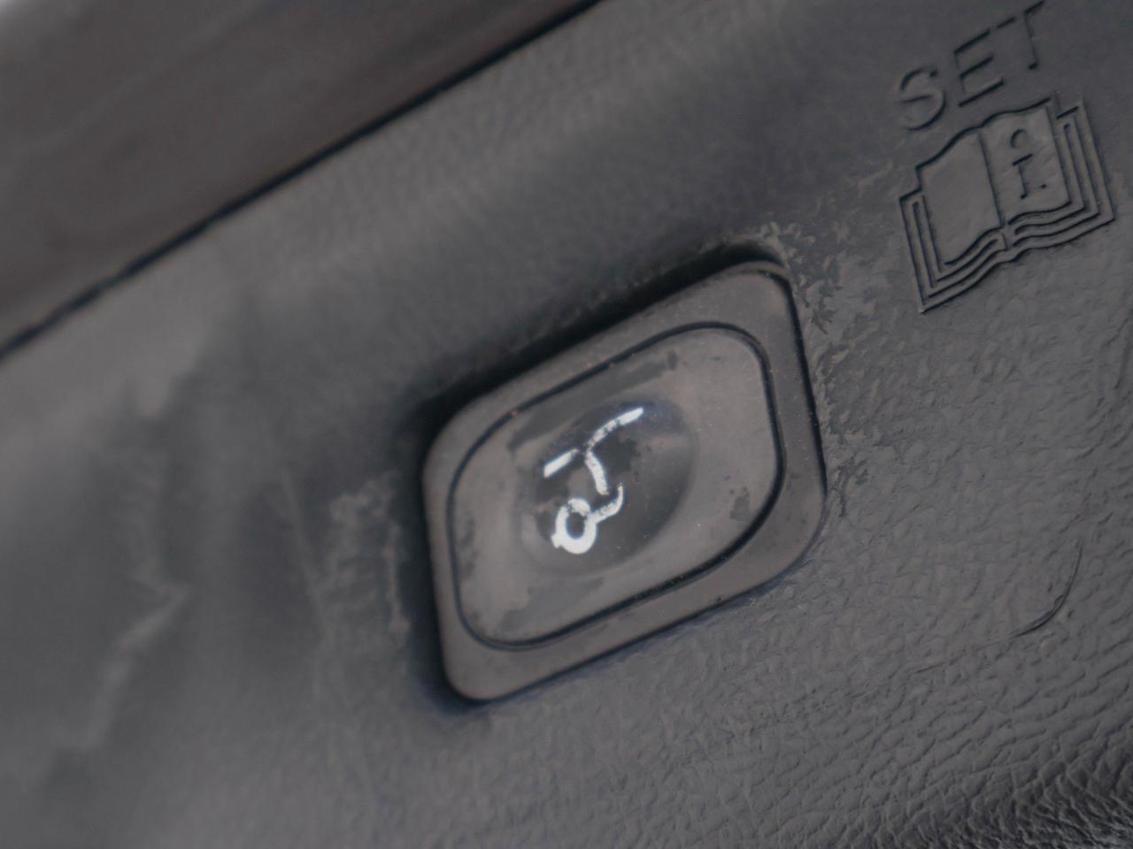 2020 Ford Edge Titanium Photo