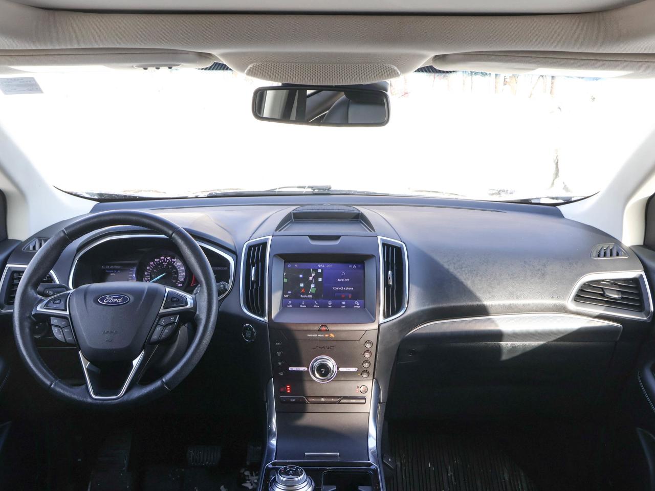 2020 Ford Edge Titanium Photo