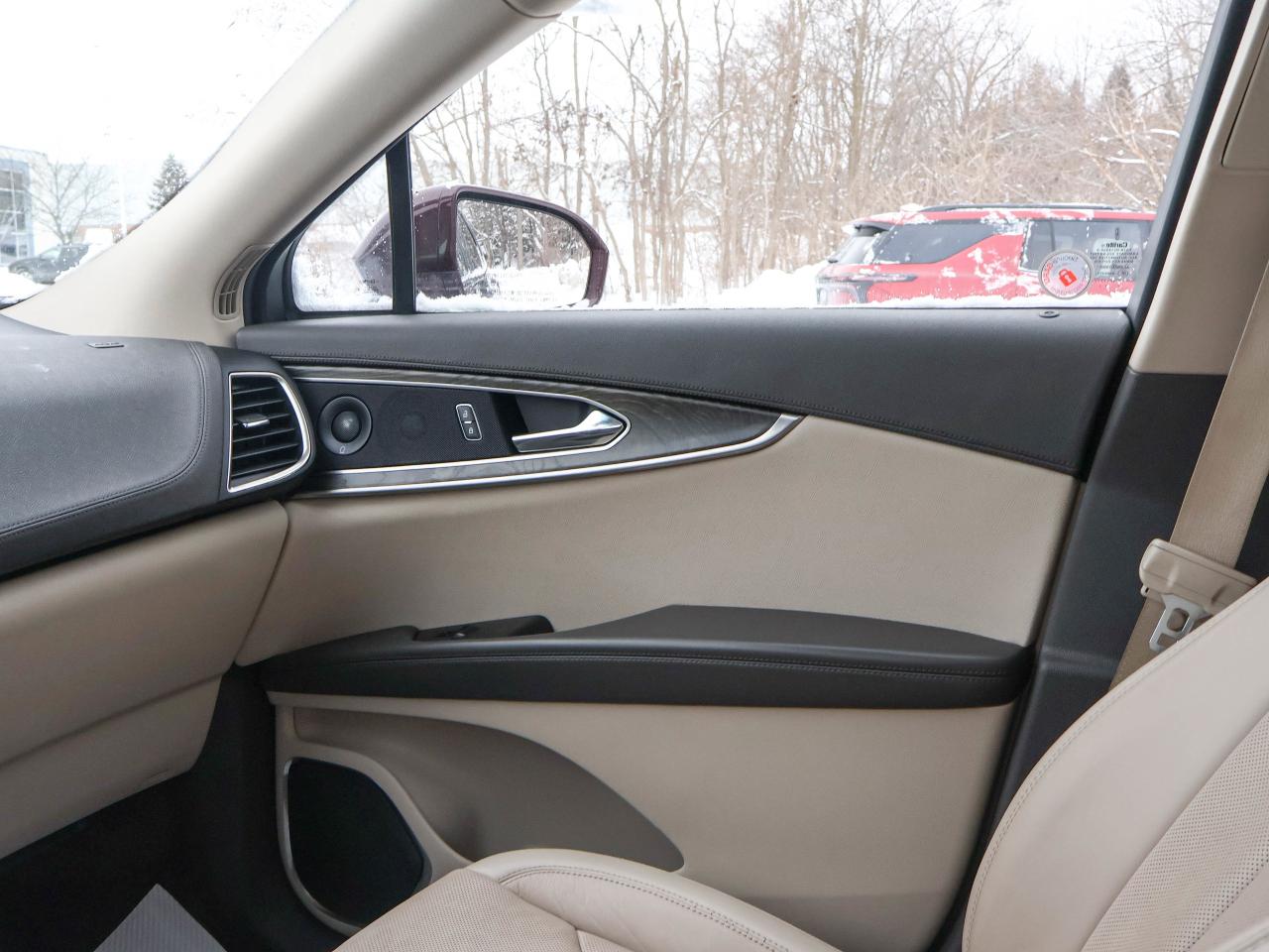 2019 Lincoln Nautilus RESERVE Photo