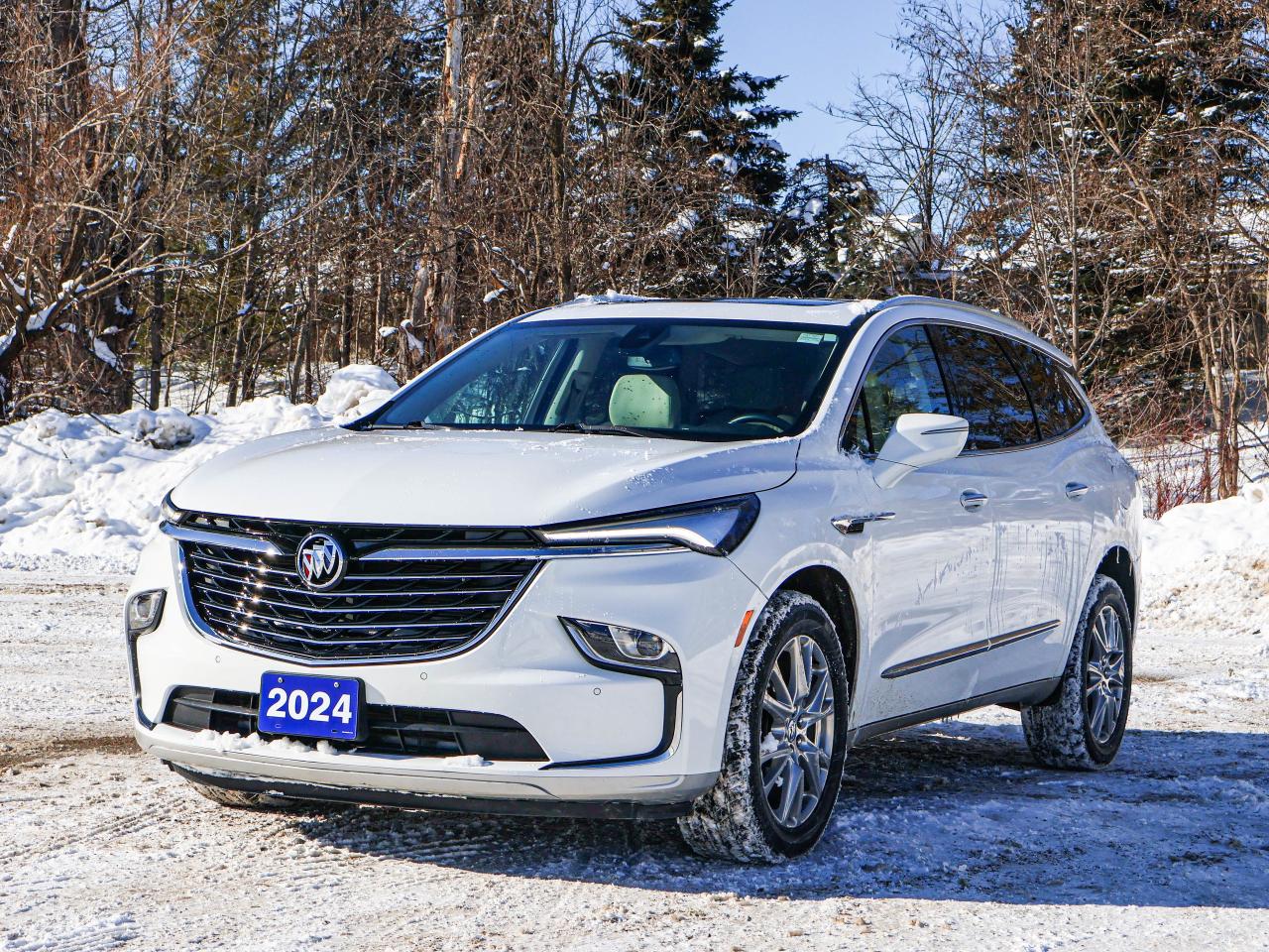 2024 Buick Enclave Essence Photo