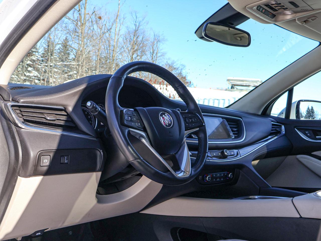 2024 Buick Enclave Essence Photo