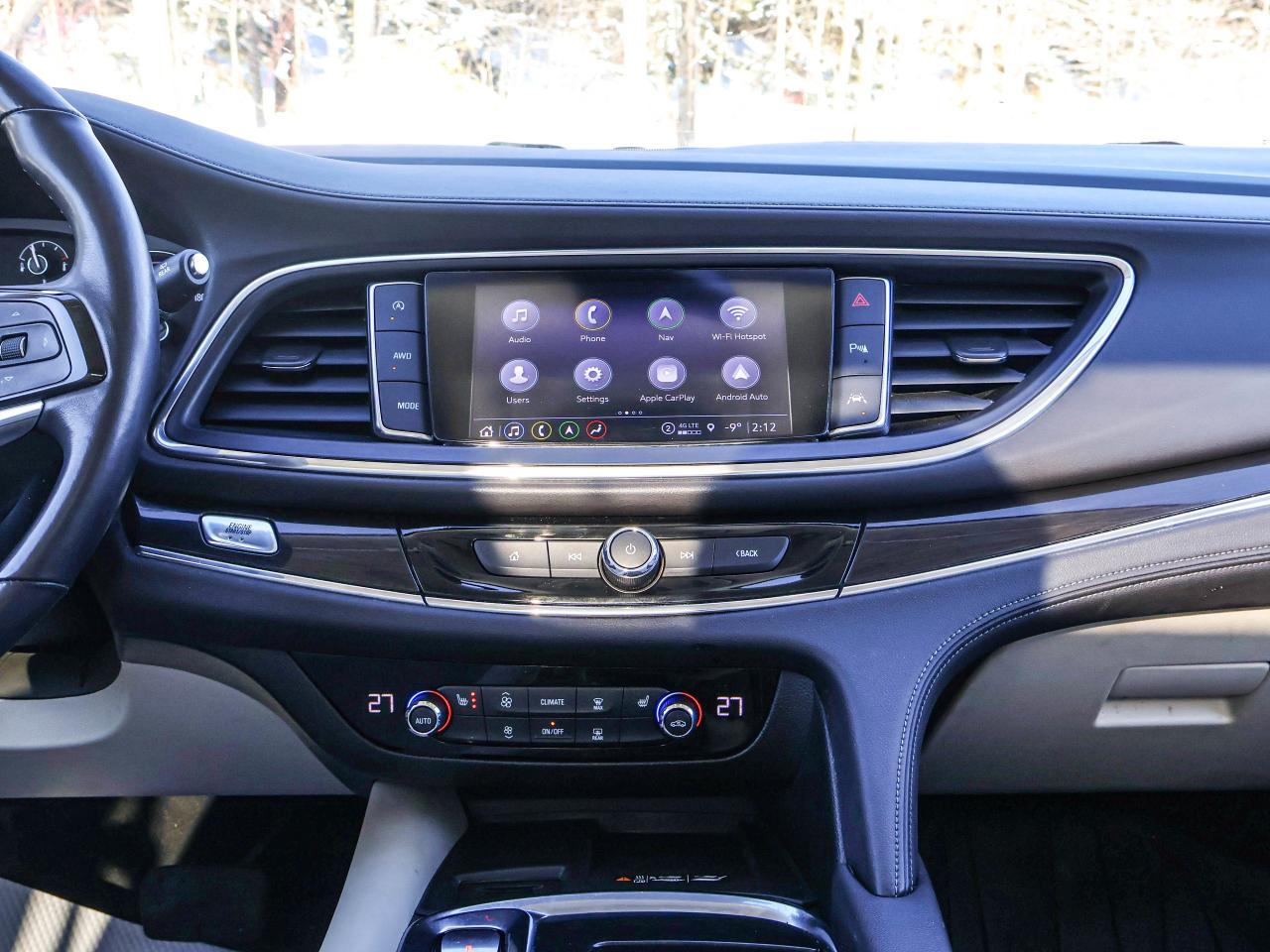 2024 Buick Enclave Essence Photo