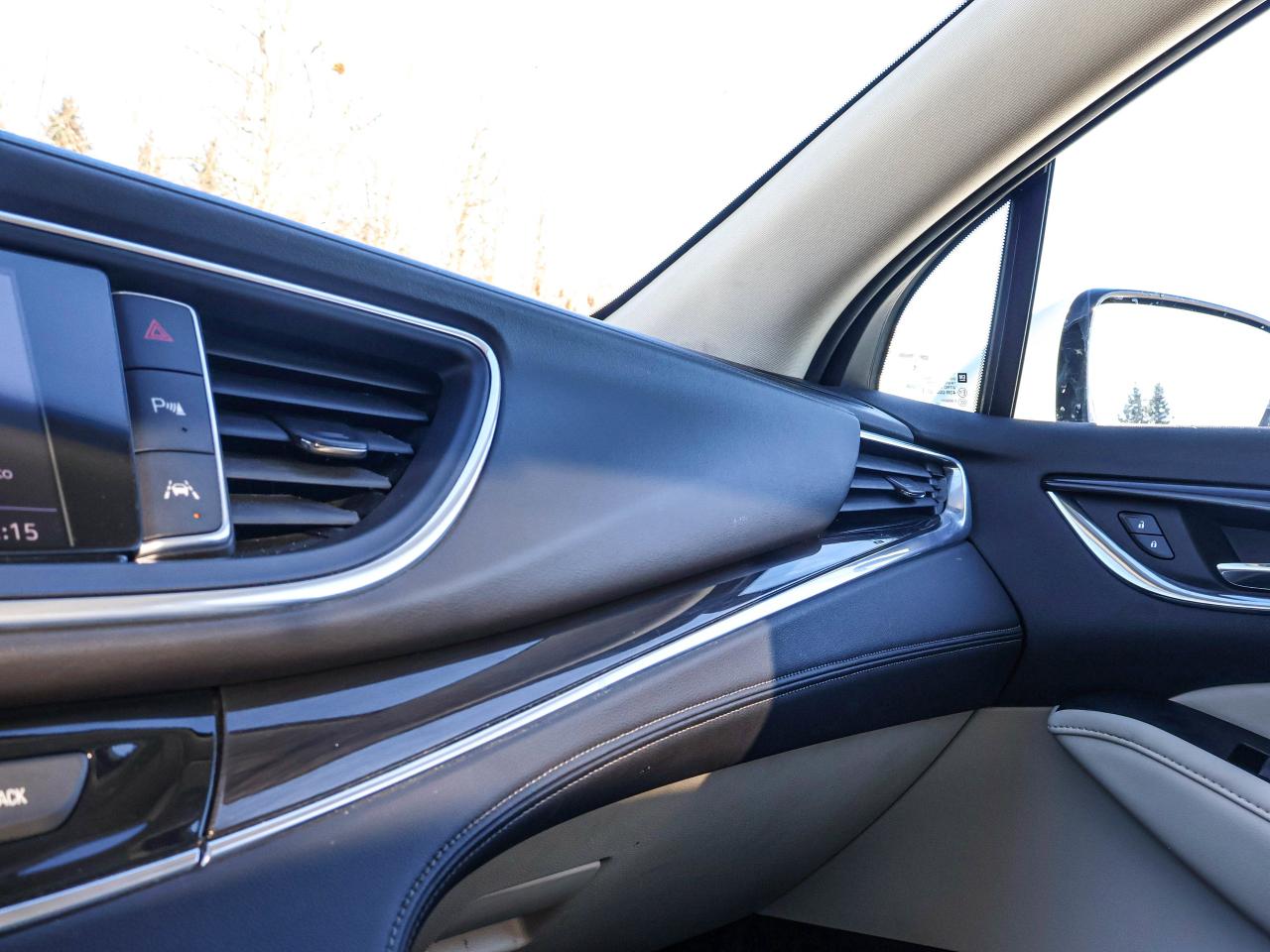 2024 Buick Enclave Essence Photo