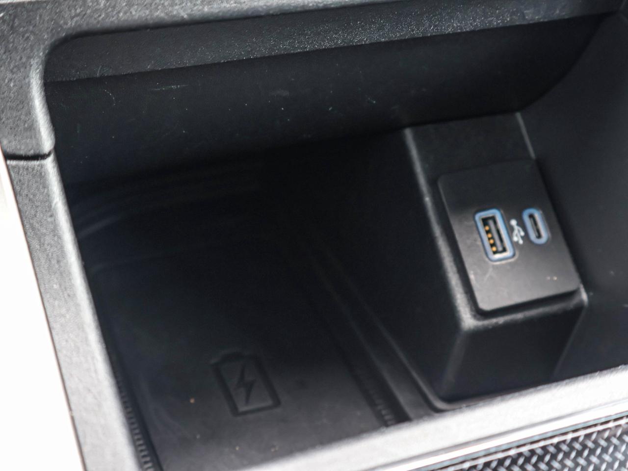 2021 Ford Edge SEL Photo