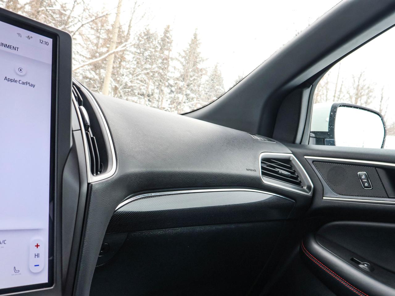 2021 Ford Edge SEL Photo