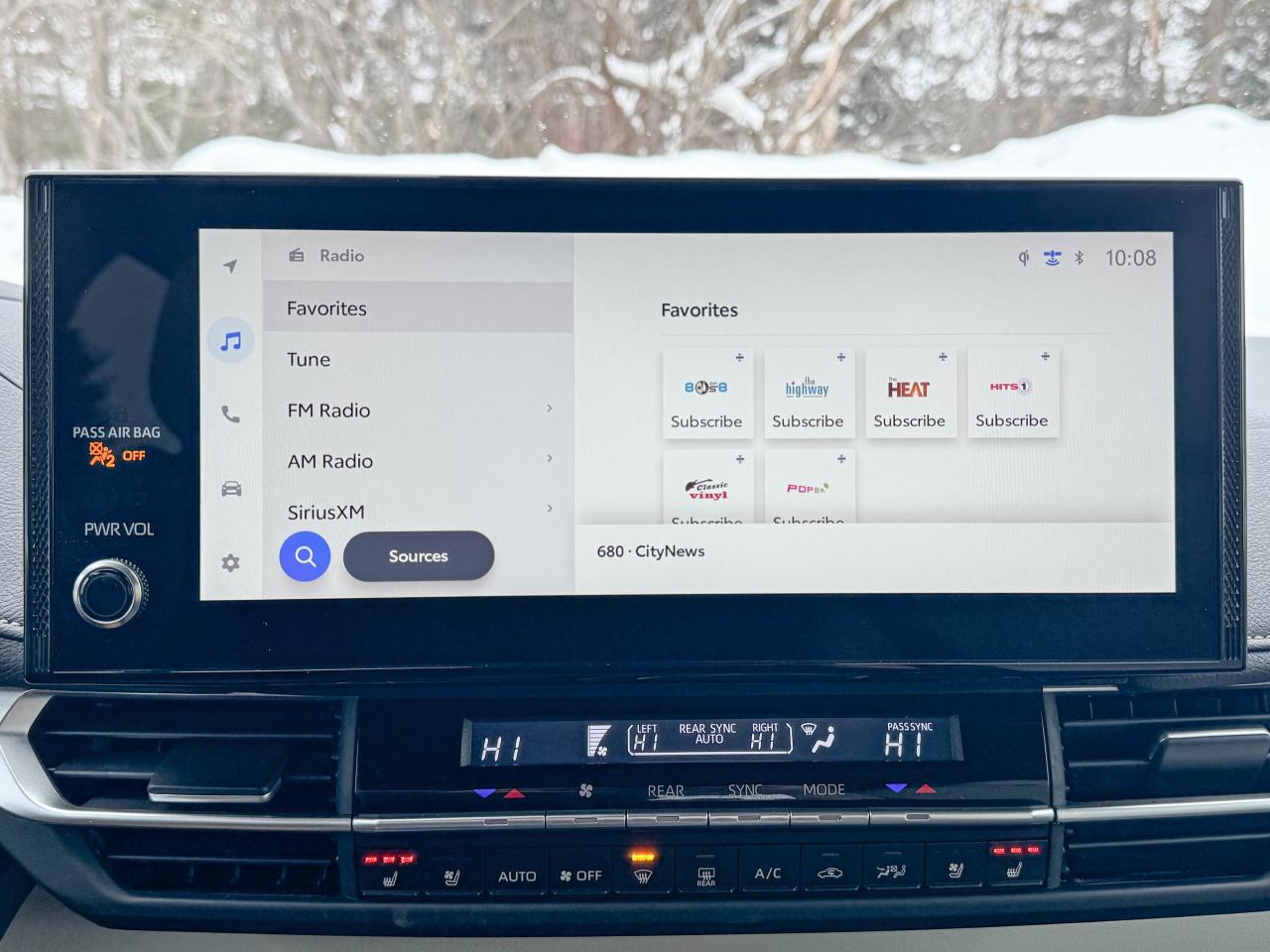 2025 Toyota Sienna LIMITED Photo
