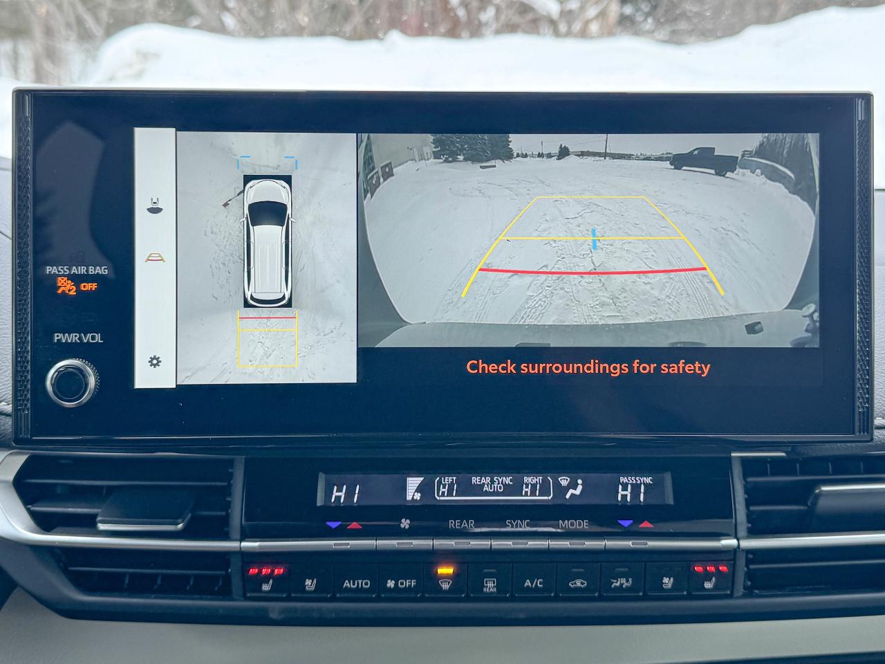 2025 Toyota Sienna LIMITED Photo