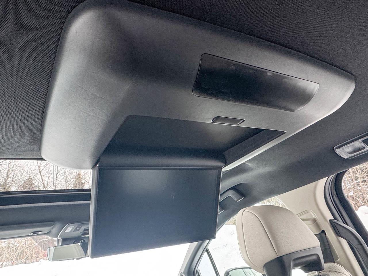 2025 Toyota Sienna LIMITED Photo