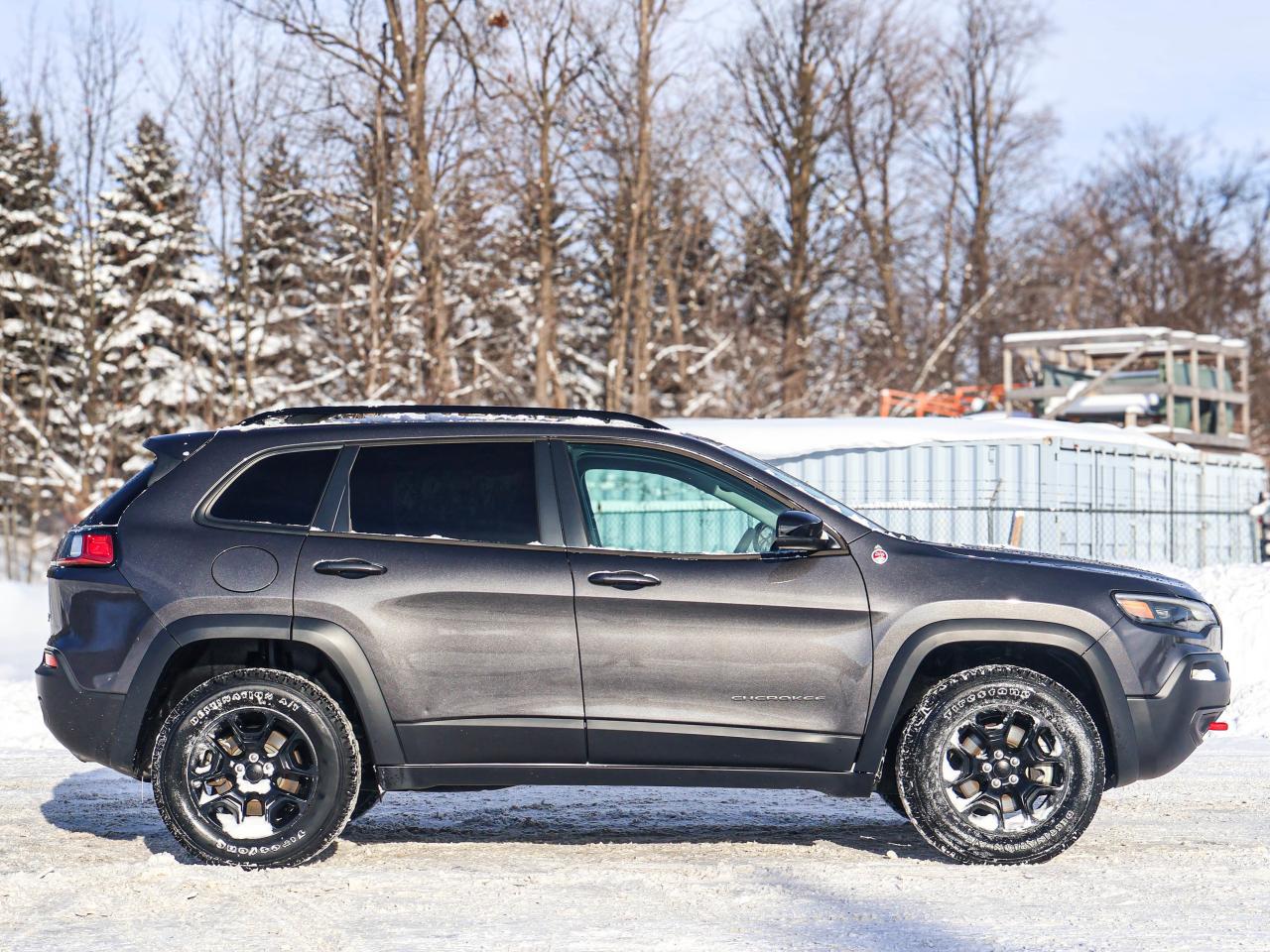 2022 Jeep Cherokee Trailhawk Photo