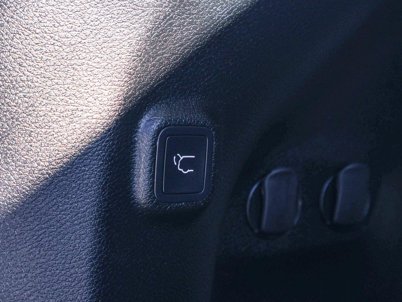 2022 Jeep Cherokee Trailhawk Photo