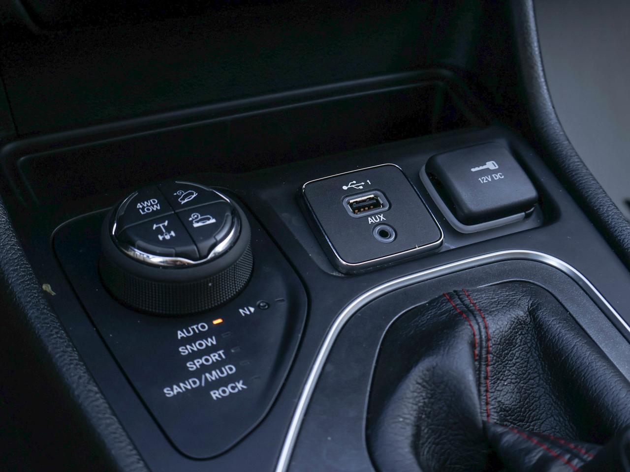 2022 Jeep Cherokee Trailhawk Photo