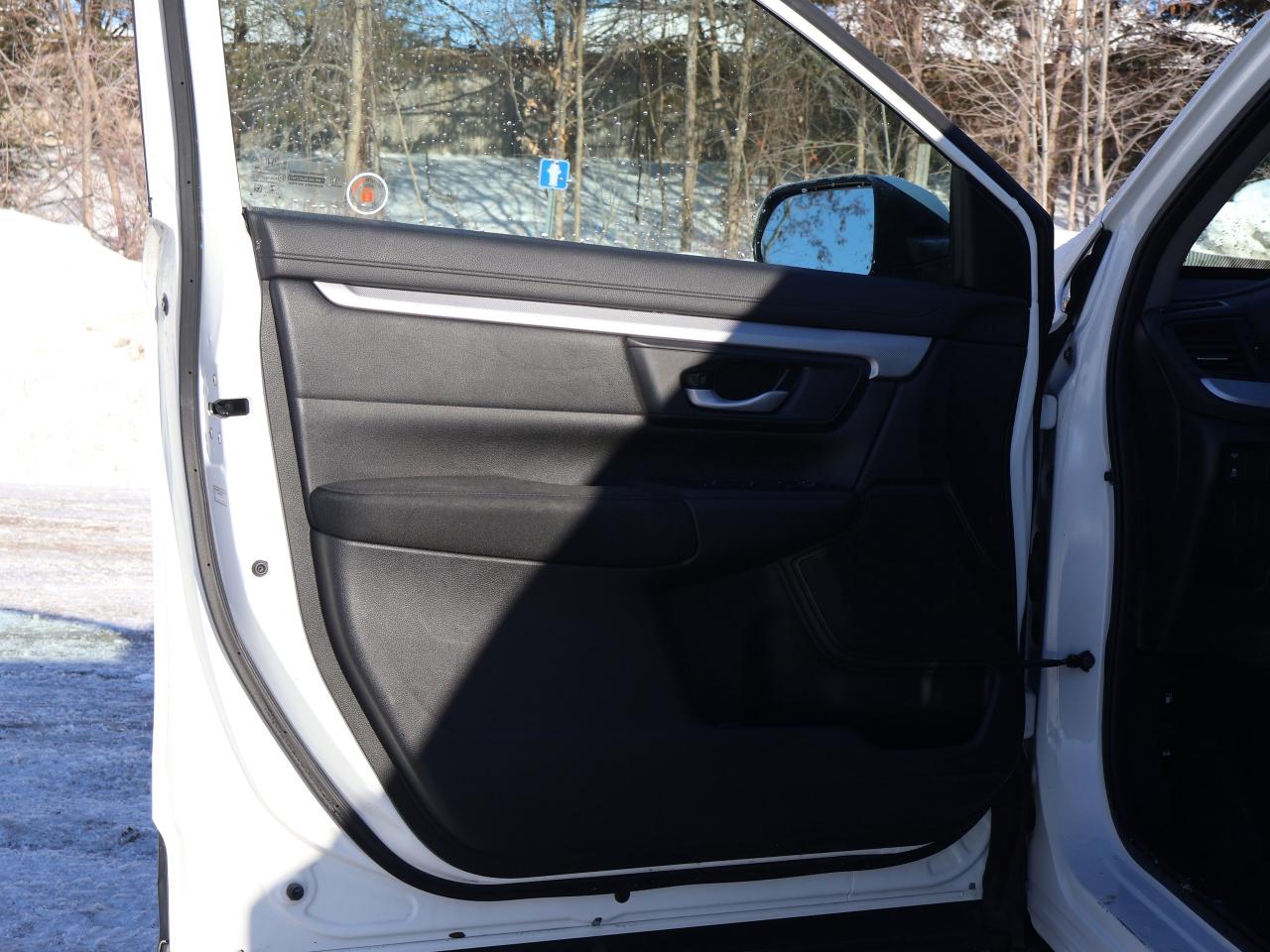 2018 Honda CR-V LX Photo