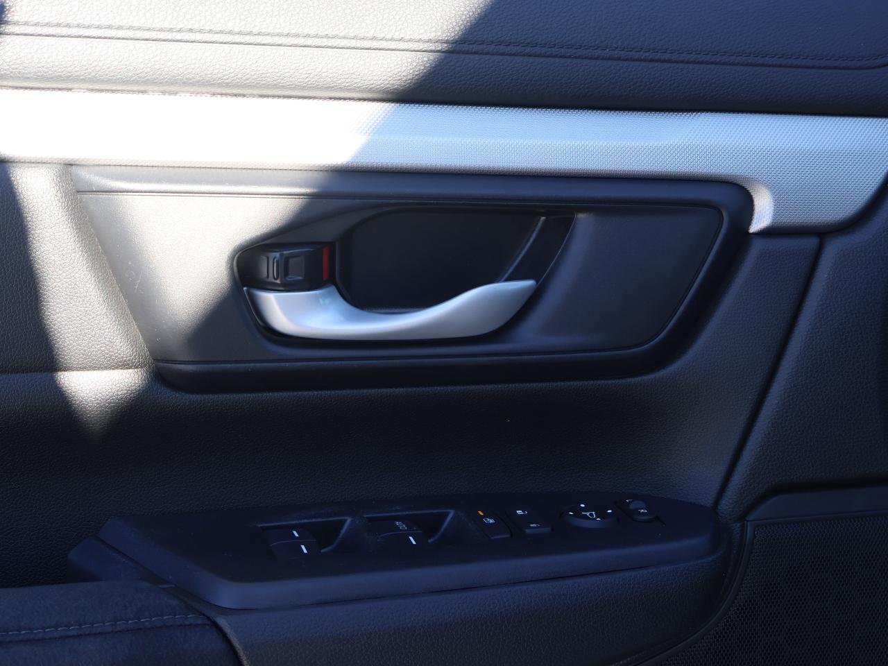 2018 Honda CR-V LX Photo