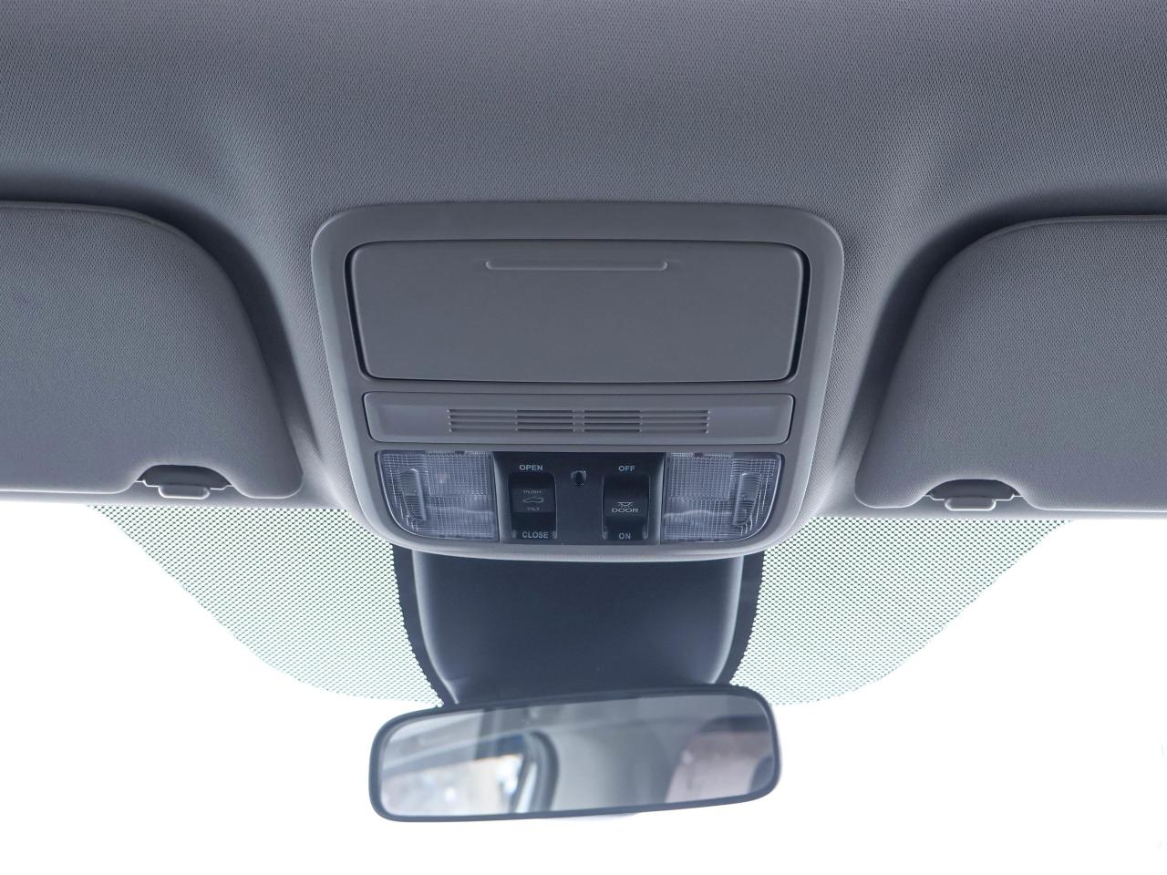 2025 Honda Odyssey SPORT Photo