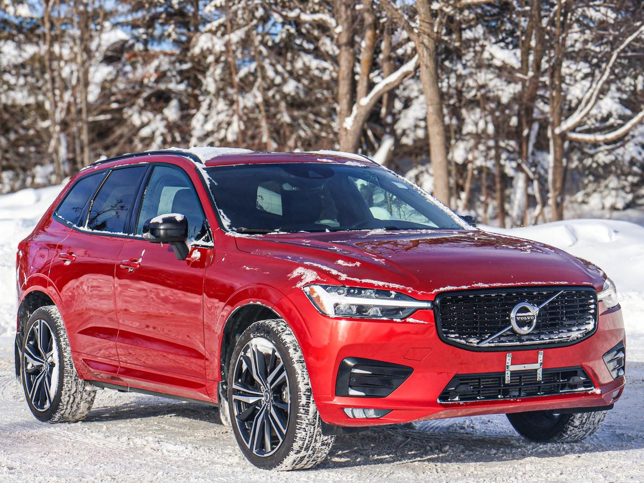 2021 Volvo XC60 R-Design Photo