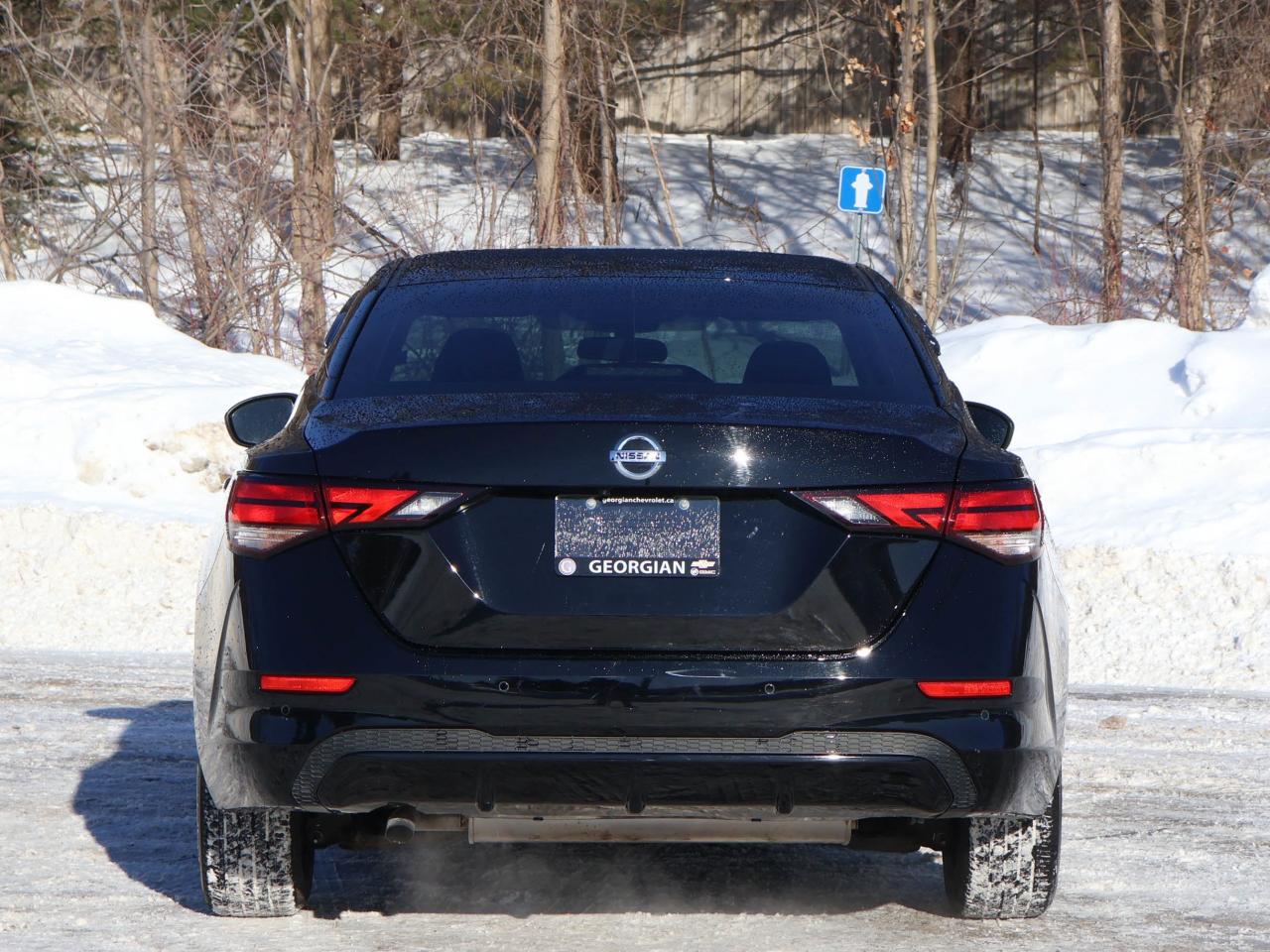 2022 Nissan Sentra S Photo