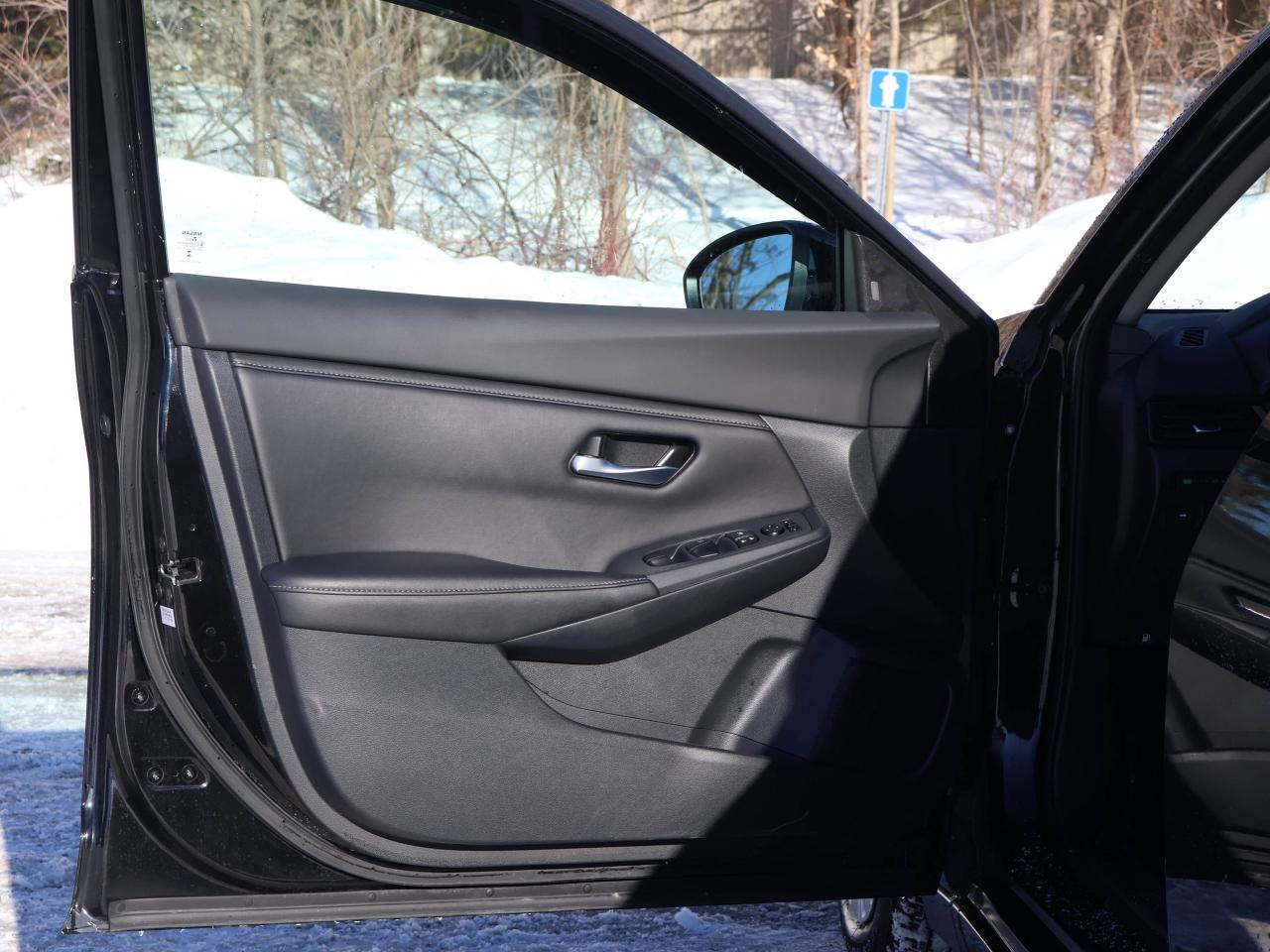 2022 Nissan Sentra S Photo