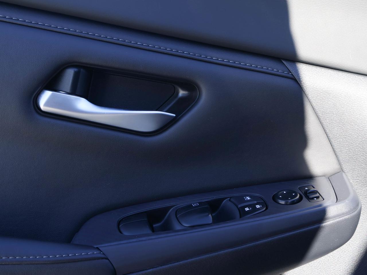 2022 Nissan Sentra S Photo