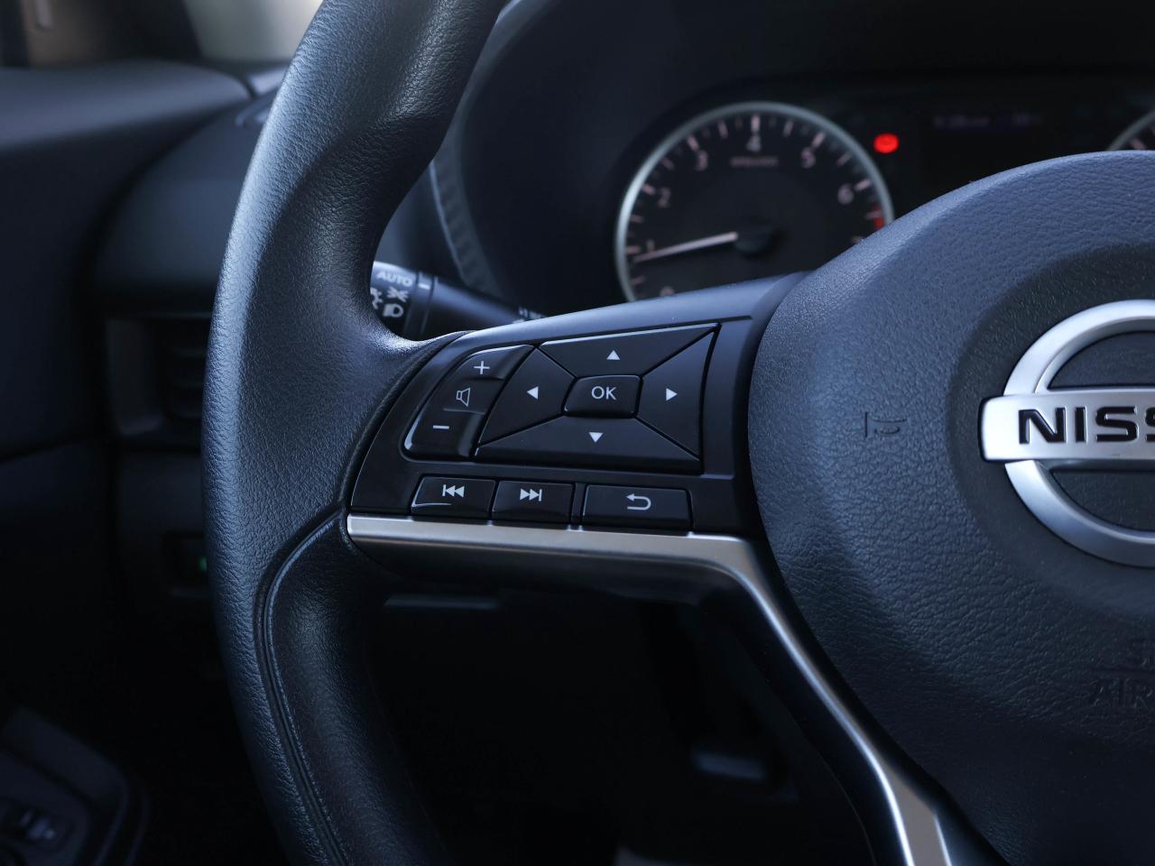 2022 Nissan Sentra S Photo