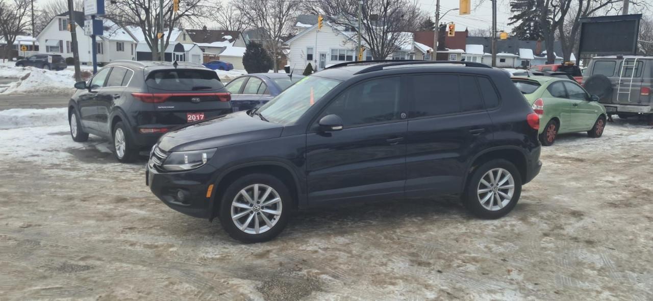 2017 Volkswagen Tiguan Wolfsburg Edition- AWD Photo2