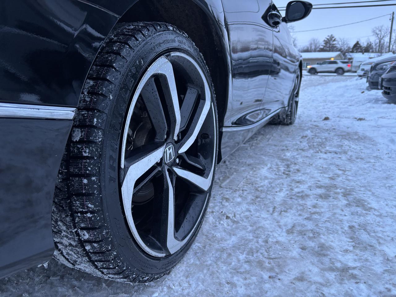 2019 Honda Accord EX-L *REBUILT TITLE* Photo