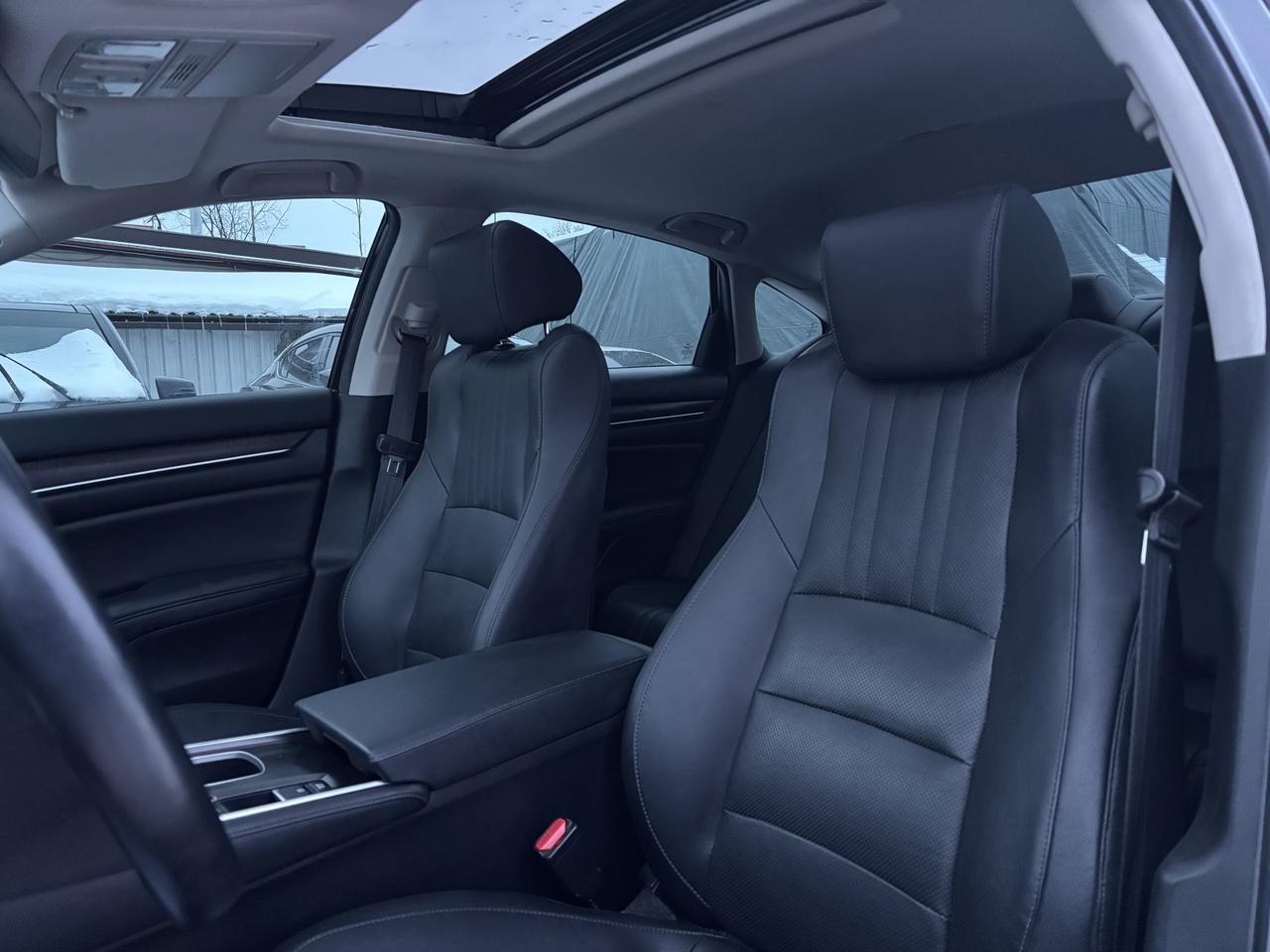 2019 Honda Accord EX-L *REBUILT TITLE* Photo