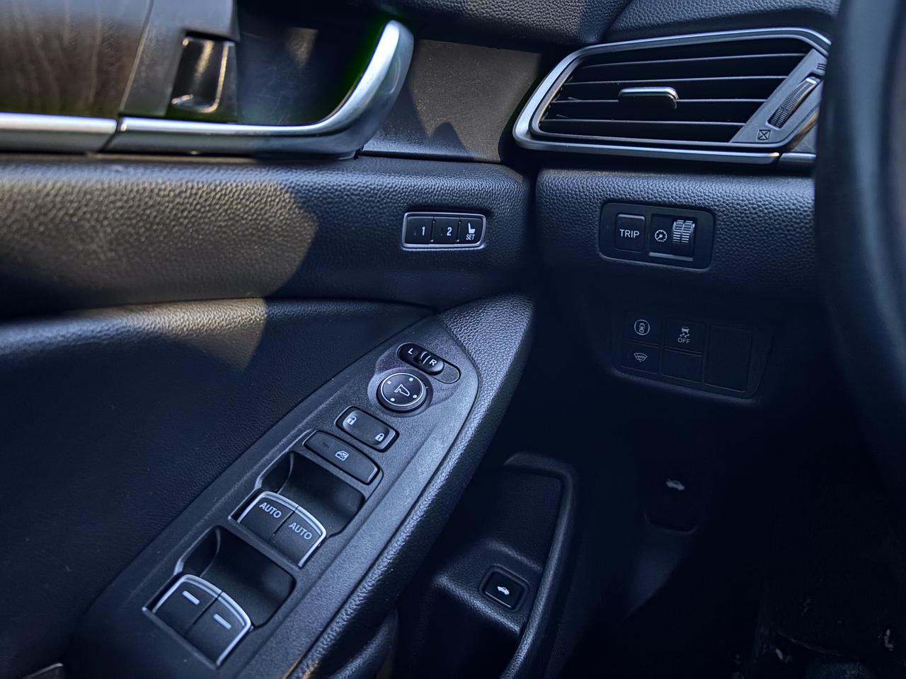 2019 Honda Accord EX-L *REBUILT TITLE* Photo