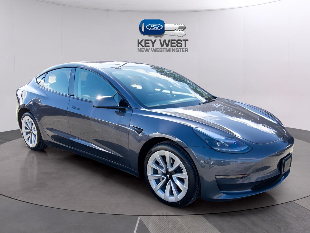 2023 Tesla Model 3  Photo4