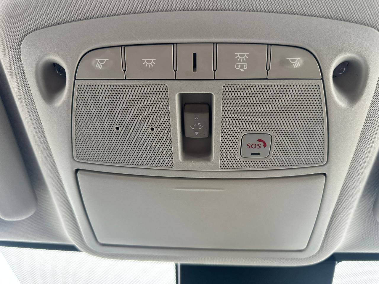 2020 Nissan Qashqai SL-AWD Sunroof HTD Leather NAV CarPlay Sky-Camera Photo