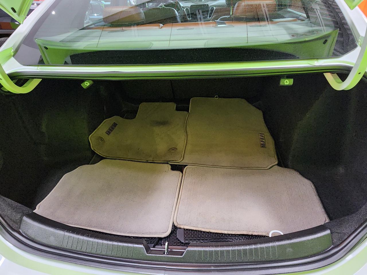 2016 Chevrolet Malibu Premier SUNROOF REAR CAM BLIND SPOT LOADED Photo