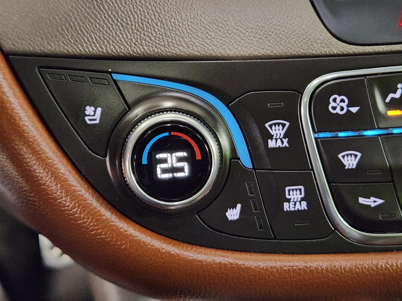 2016 Chevrolet Malibu Premier SUNROOF REAR CAM BLIND SPOT LOADED Photo