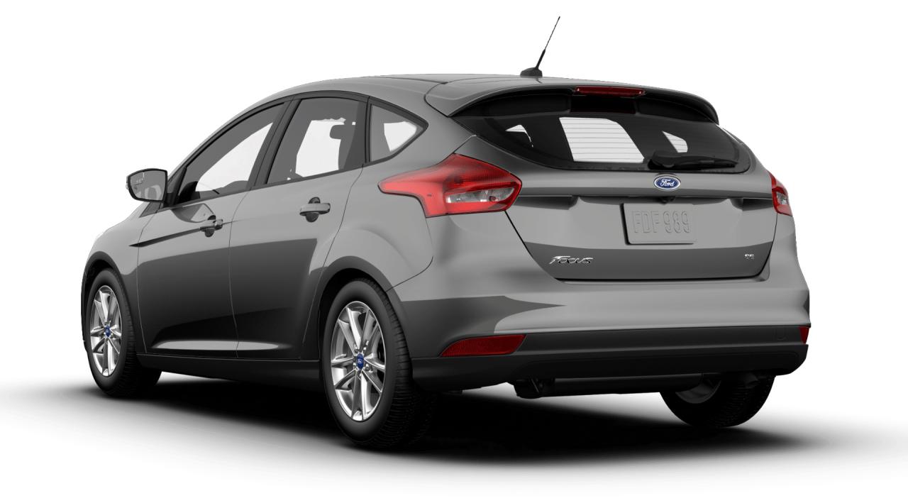 2018 Ford Focus SE Photo1