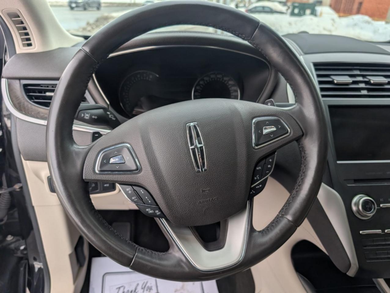 2019 Lincoln MKC RESERVE / NAVIGATION / PANORAMIC SUNROOF - Photo #11