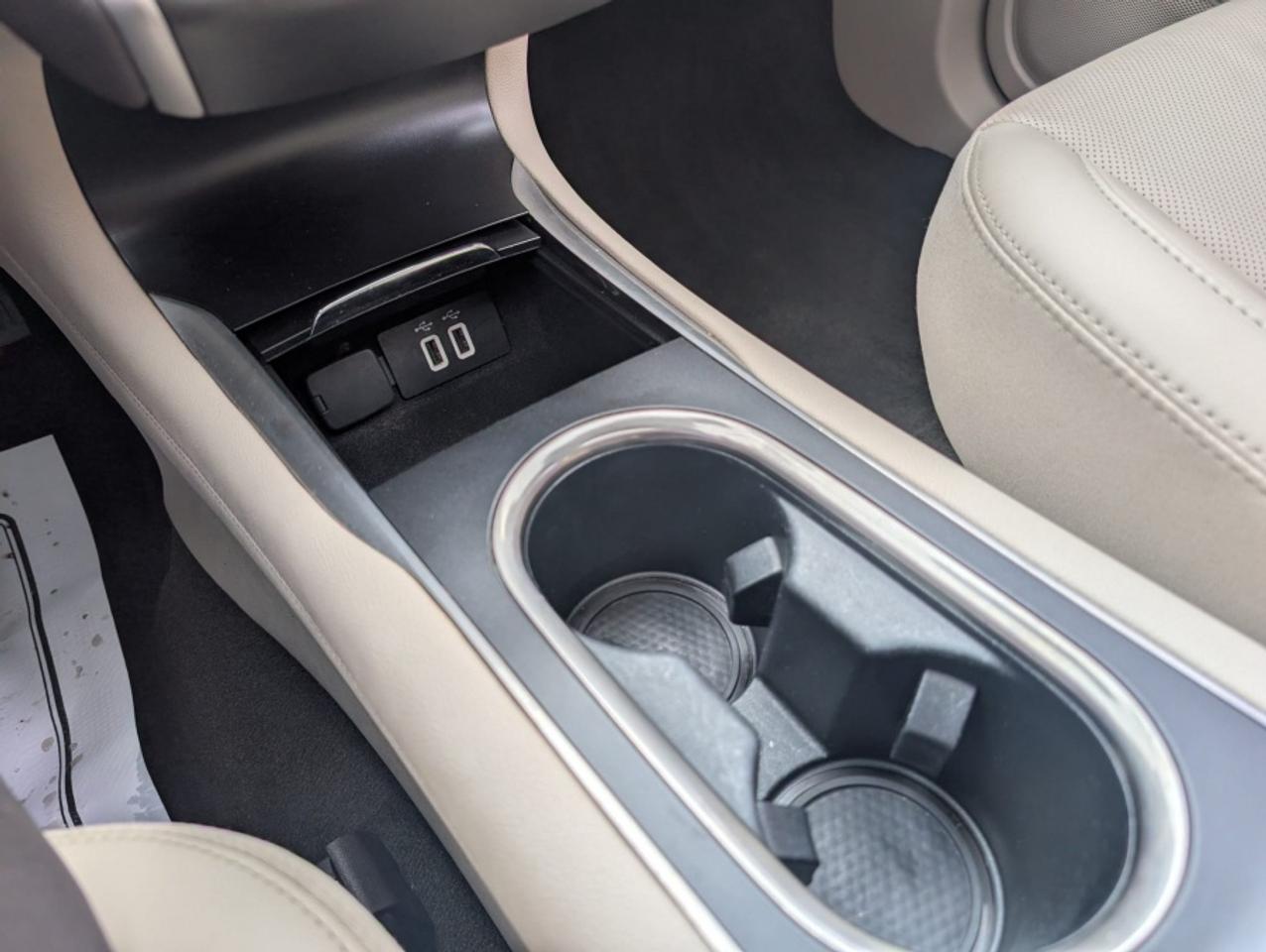 2019 Lincoln MKC RESERVE / NAVIGATION / PANORAMIC SUNROOF - Photo #20