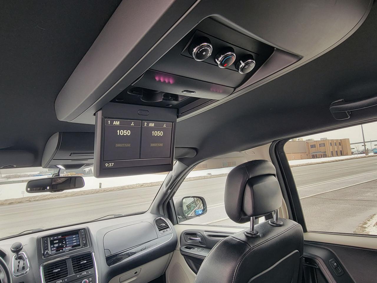 2016 Dodge Grand Caravan SXT Premium Plus Photo