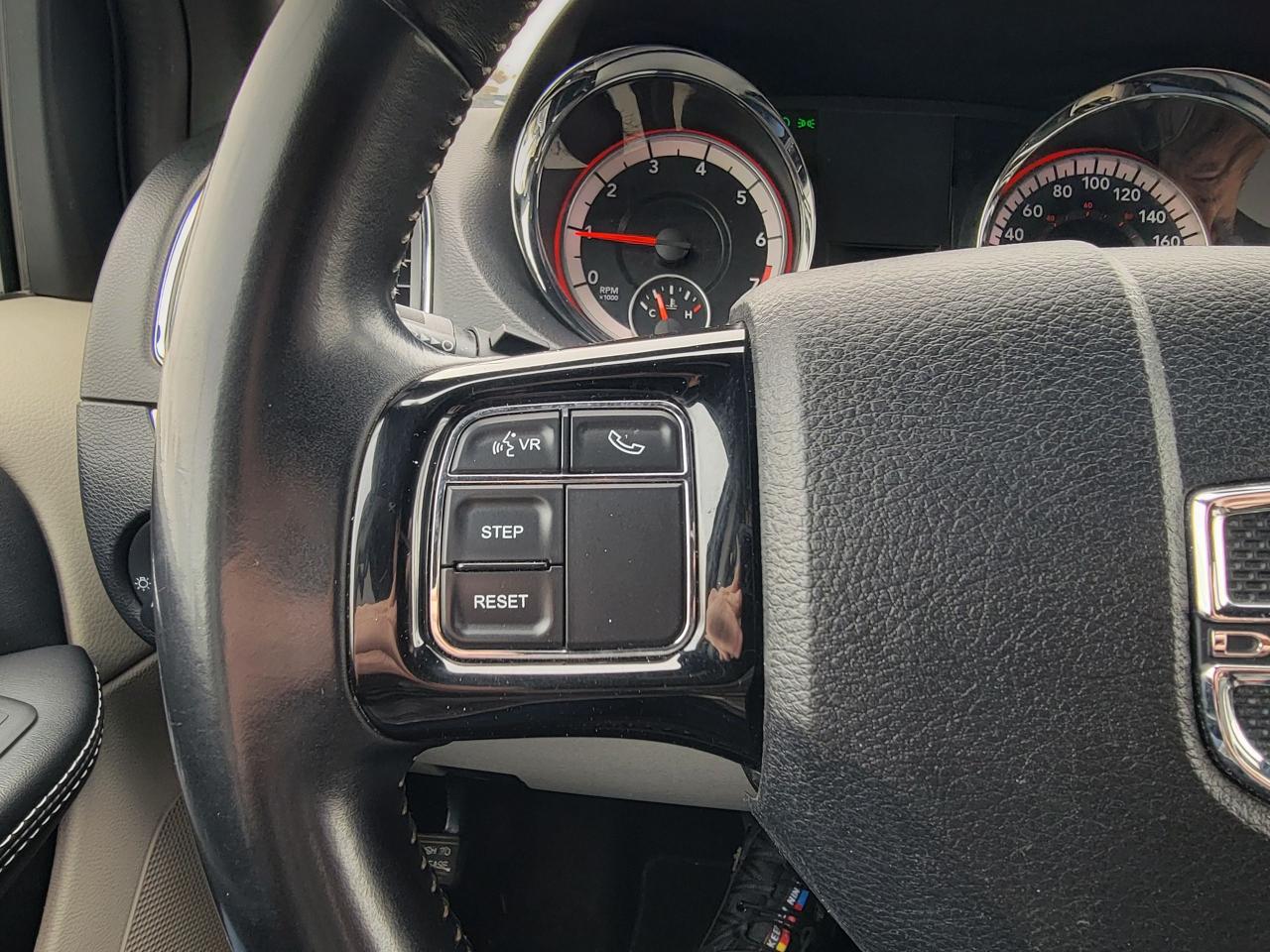 2016 Dodge Grand Caravan SXT Premium Plus Photo