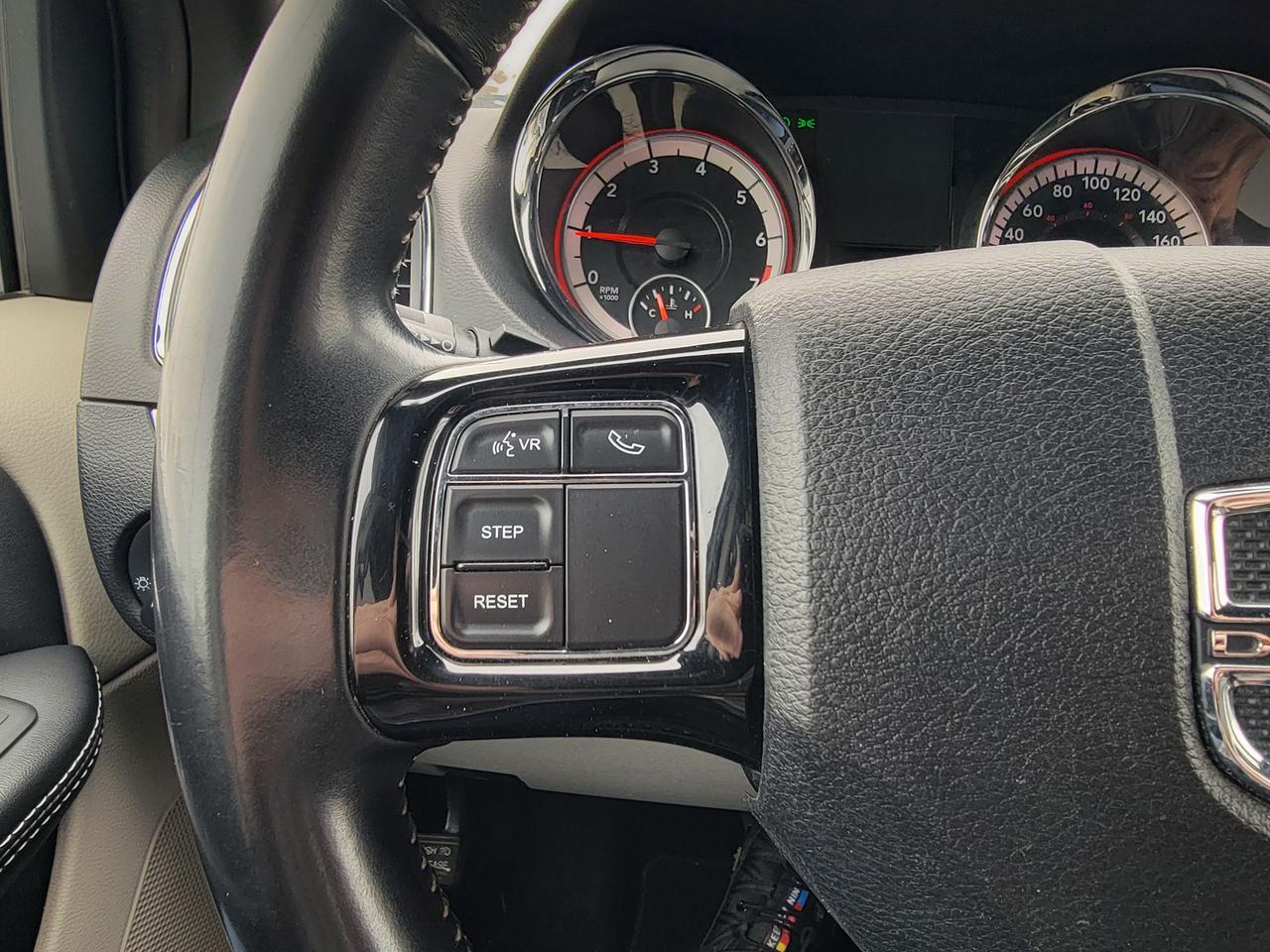 2016 Dodge Grand Caravan SXT Premium Plus Photo