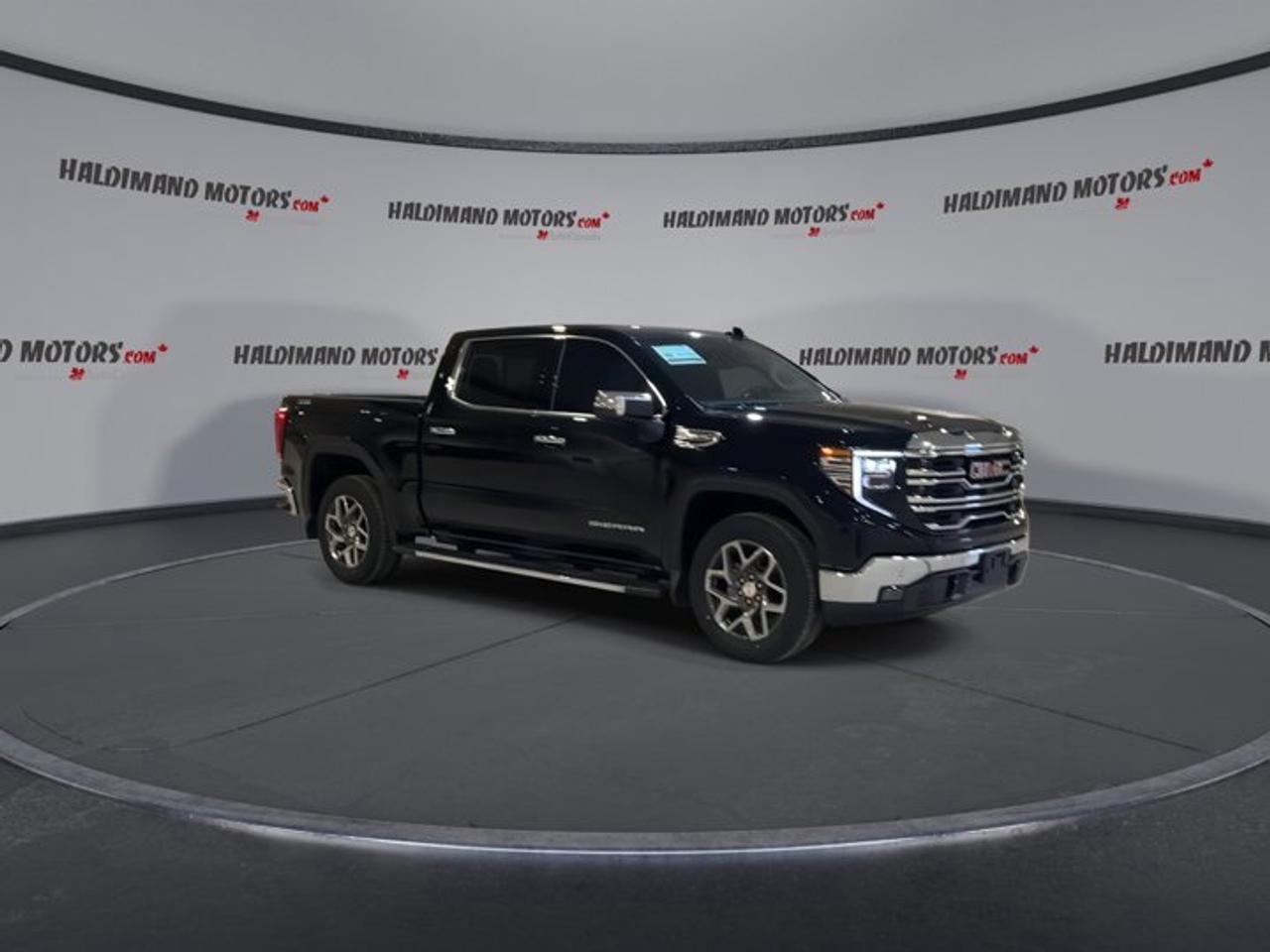 2024 GMC Sierra 1500 Crew Cab Short Box 4-Wheel Drive SLT Photo