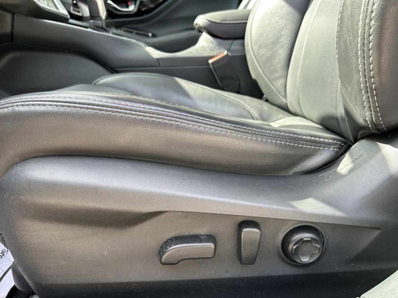 2023 Subaru Outback Limited AWD | Leather Seats | Heated Seats | Accident Free Photo