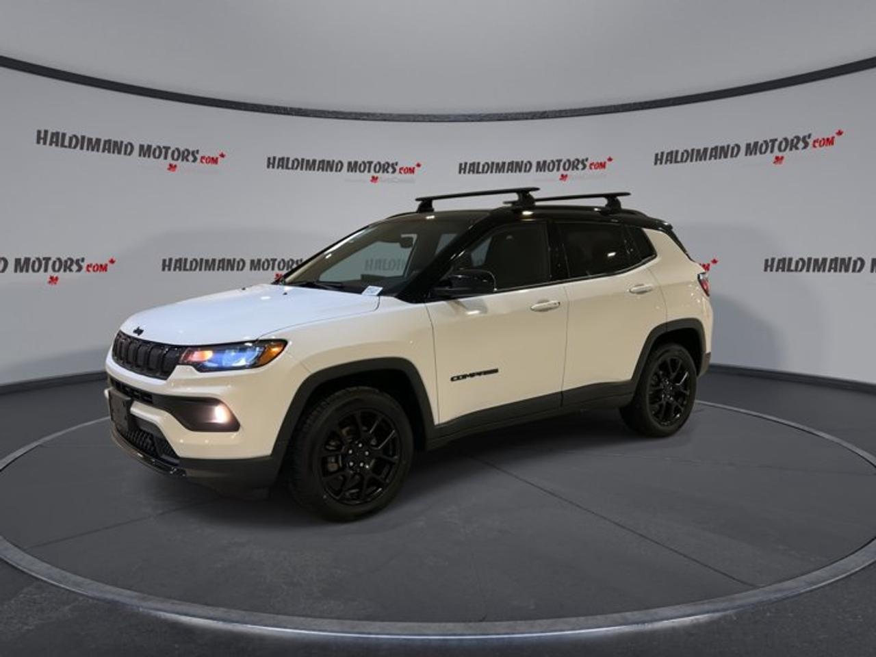 2022 Jeep Compass Altitude 4x4 Photo3