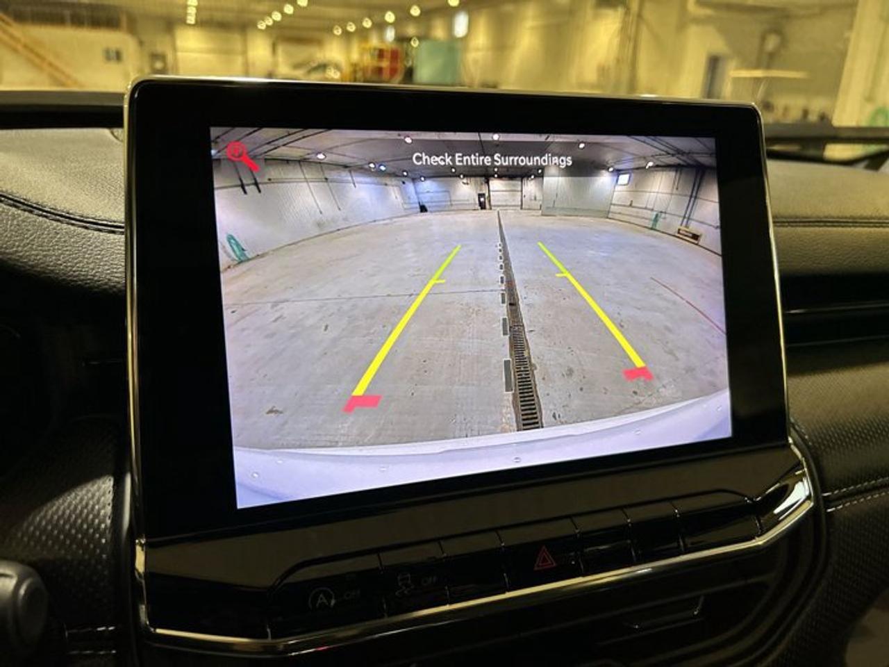 2022 Jeep Compass Altitude 4x4 Photo